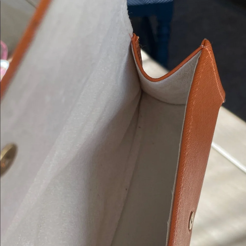 Tory Burch Glasses case - Picture 10 of 13